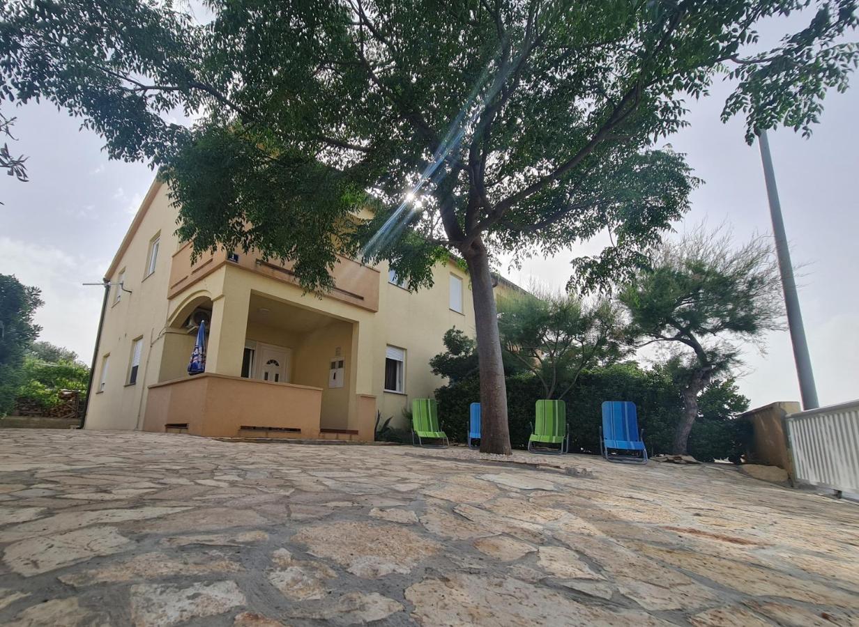 Apartman ˝Abaza˝ Vir Bagian luar foto